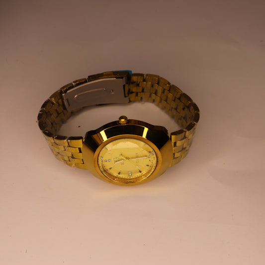 Elegant Gold Stainless Steel Men's Watch - Classic Design