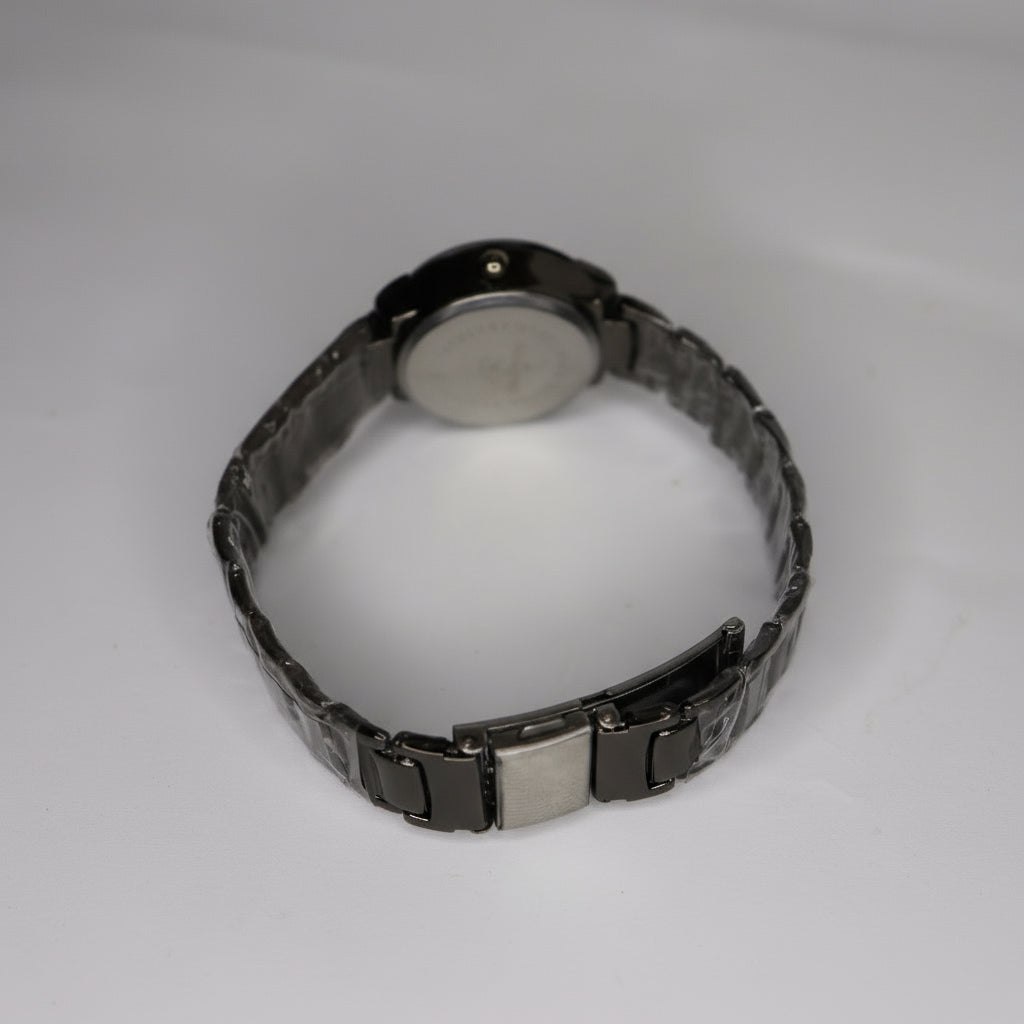 Elegant Ladies’ Quartz Watch - Perfect for Every Occasion