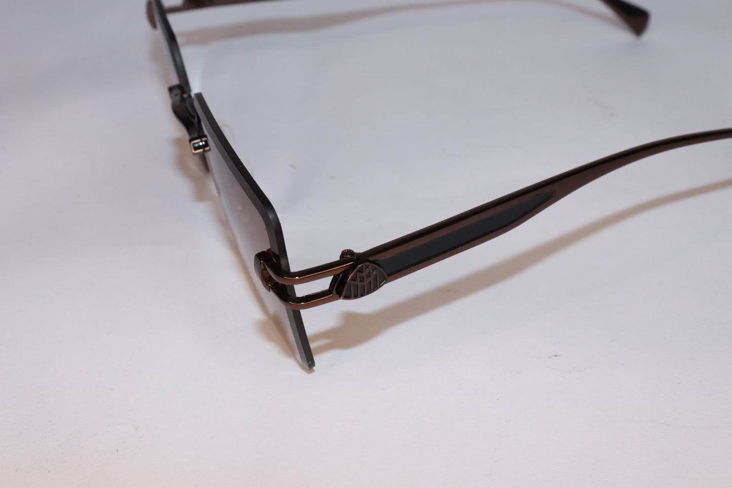 Rectangular sunglasses with brown lenses