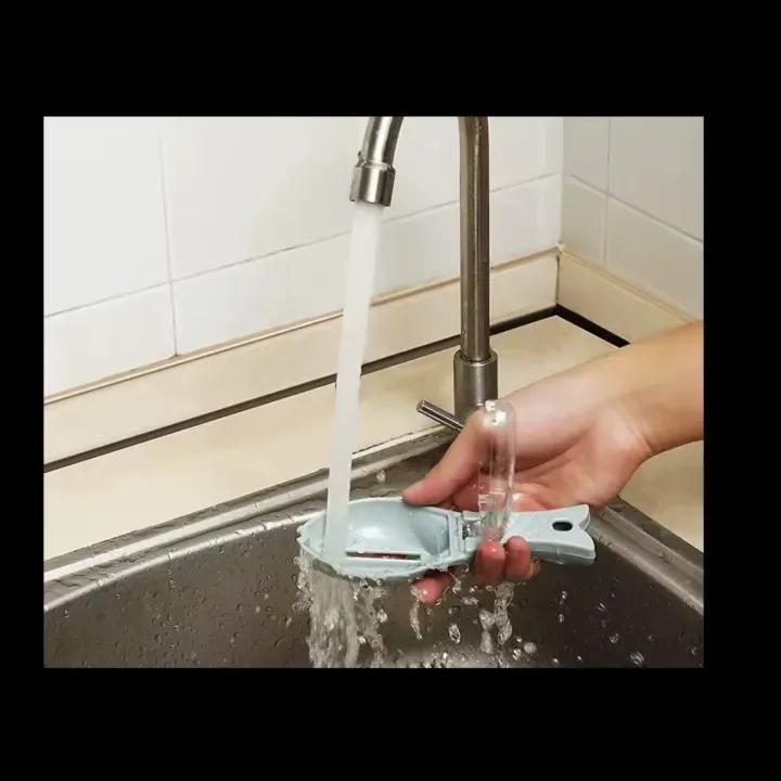 Multicolor Fish Scraper Strainer - 1 Pc for Effortless Kitchen Convenience