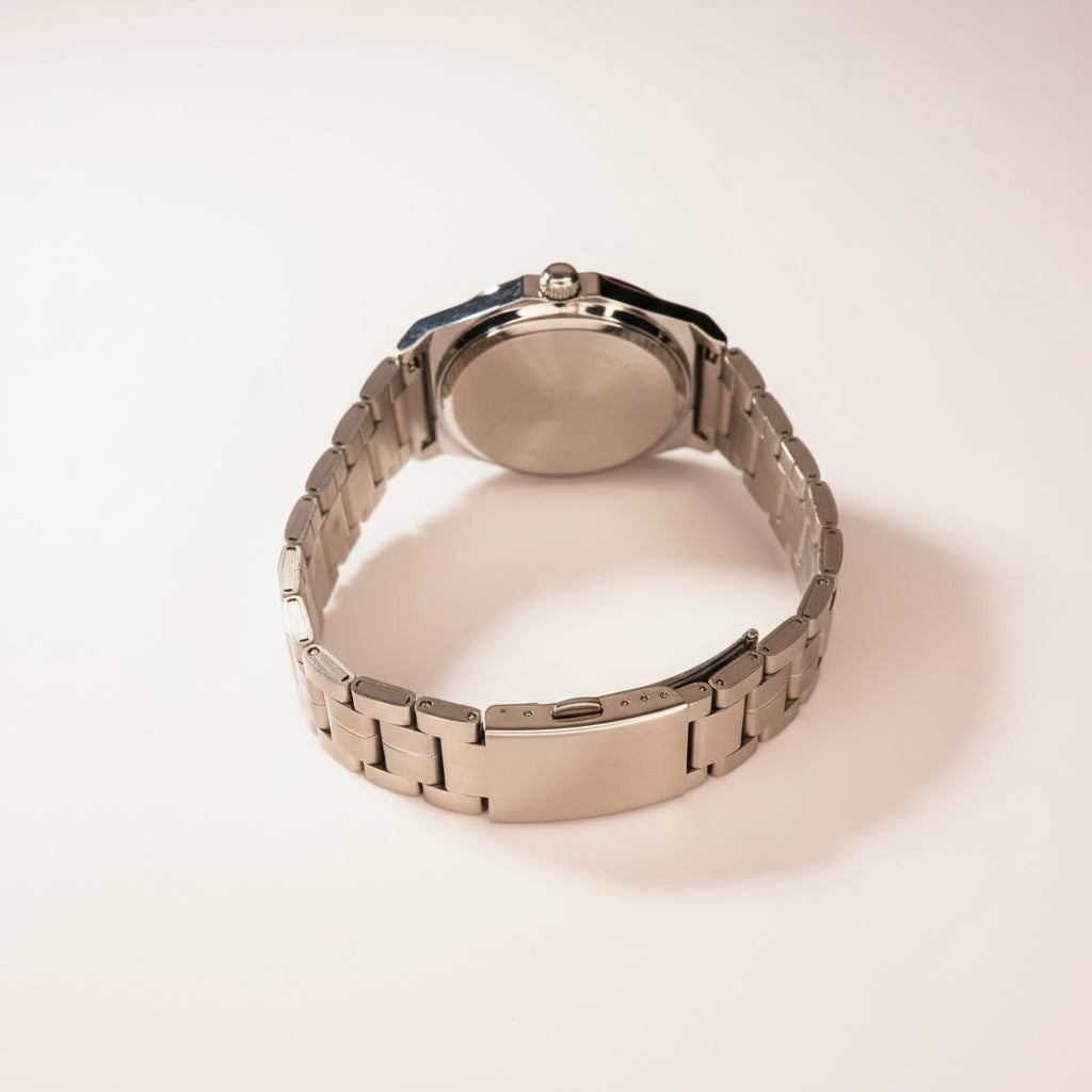 Stainless Steel Quartz Watch with Black Dial – Classic & Durable