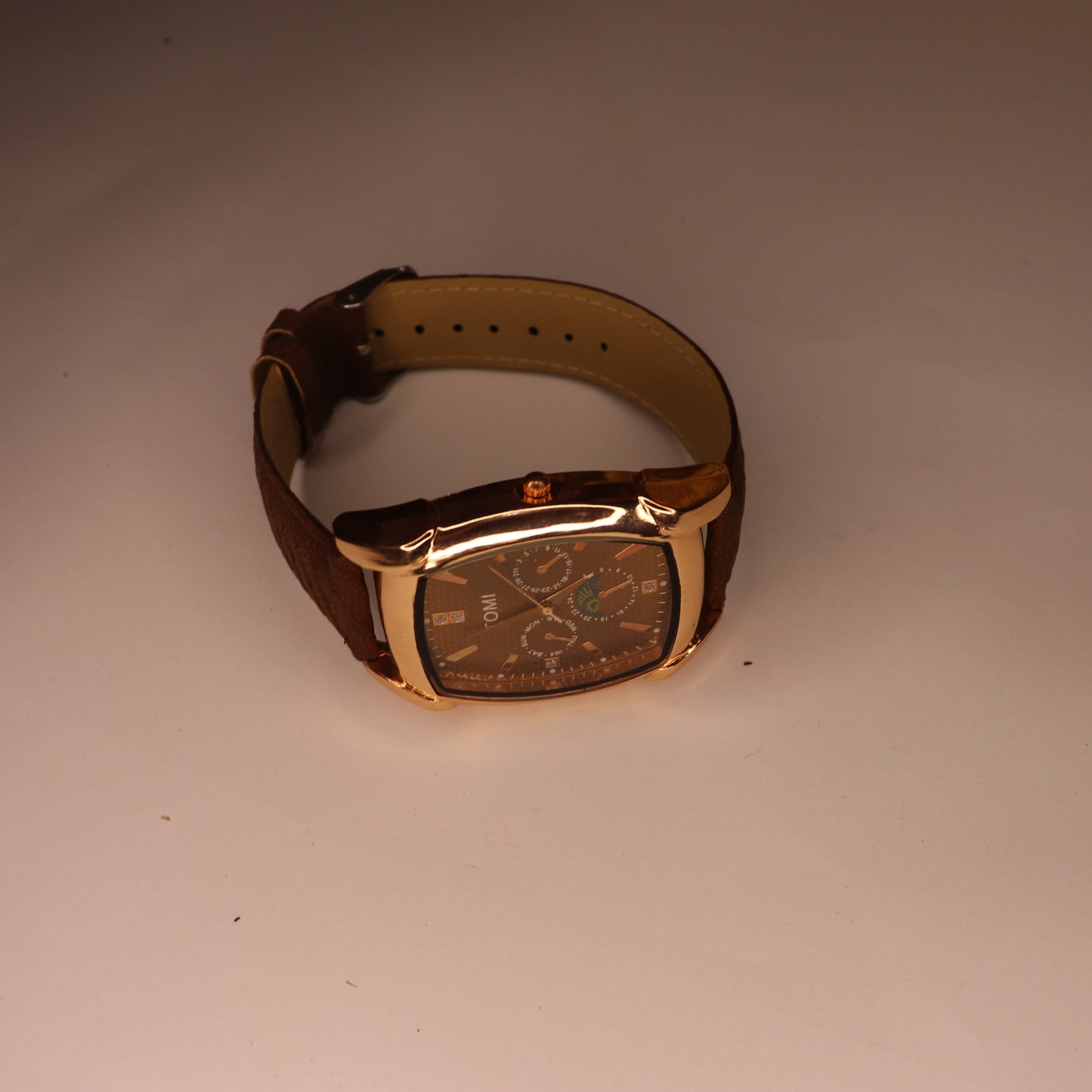 TOMI Classic Brown Leather Chronograph Watch