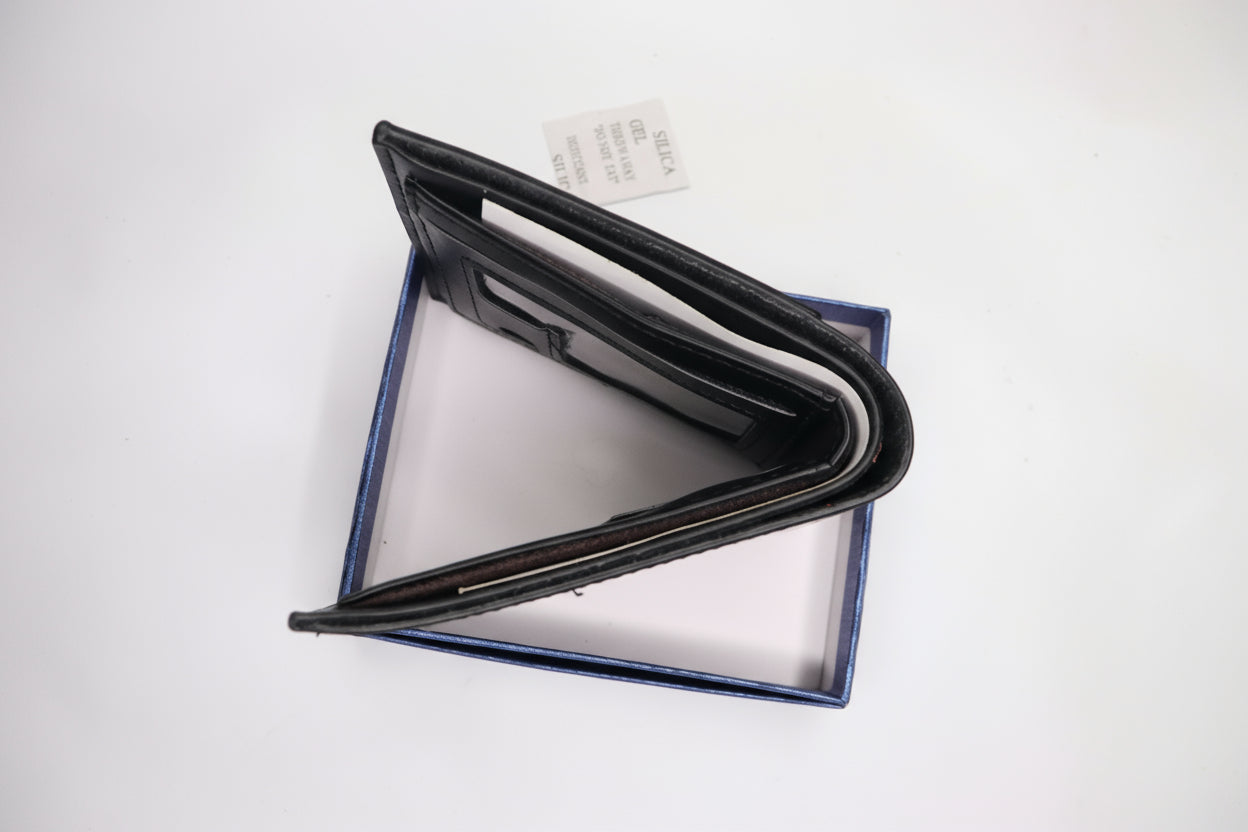 Louis Vuitton Branded Wallet With Card holder