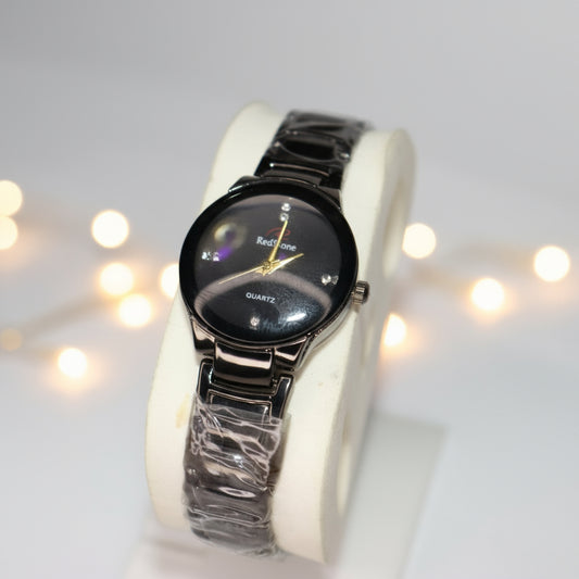 Elegant Ladies’ Quartz Watch - Perfect for Every Occasion
