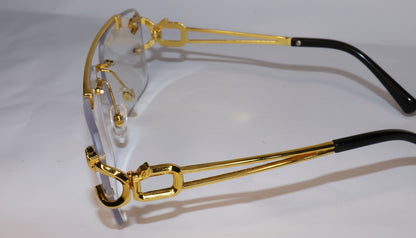 Gold-framed Sunglasses Protect Your Eyes