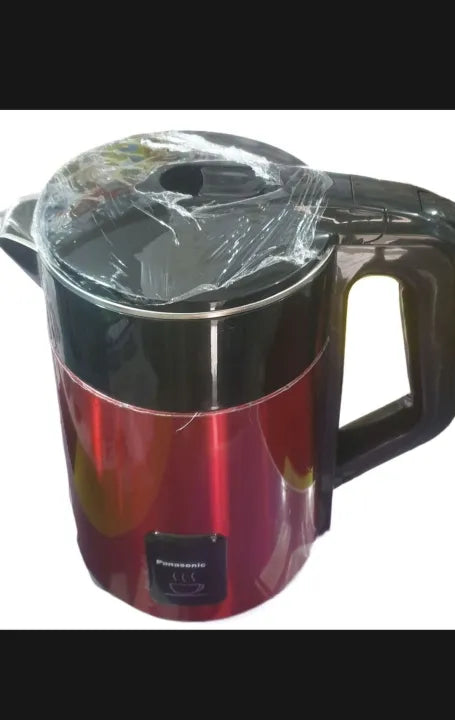 Electric Kettle – Red & Black, Fast Boil, Ergonomic Handle