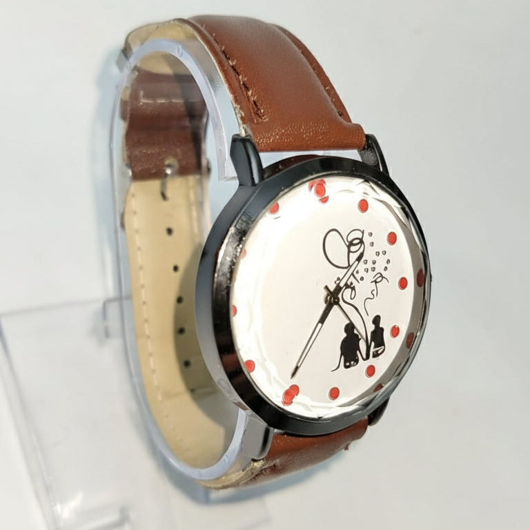 Romantic Couple-Themed Analog Wristwatch – Brown Leather Strap, Polka-Dot Dial