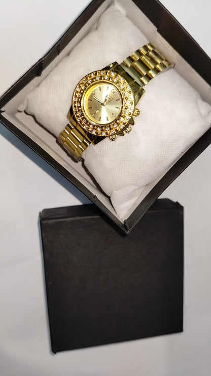 Luxury Gold-Plated Analog Quartz Watch for Women | Crystal-Studded Bezel | Elegant Metal Strap | Fashion Wristwatch