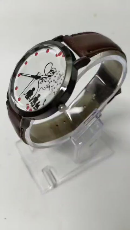 Romantic Couple-Themed Analog Wristwatch – Brown Leather Strap, Polka-Dot Dial